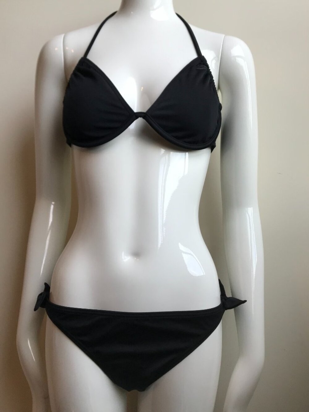 Billabong BLUE CRUSH era Vintage black solid underwire bra top set RARE bikini